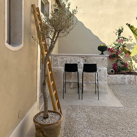 Notus Rooms Noto Eksteriør bilde