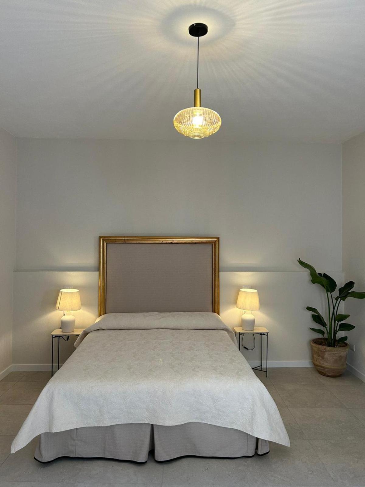 Notus Rooms Noto Eksteriør bilde